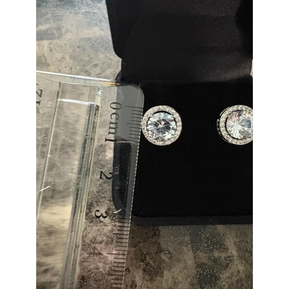 Silver Tone Round‎ Halo Cubic Zirconia Stud Earrings Brilliant Cut Pave Border